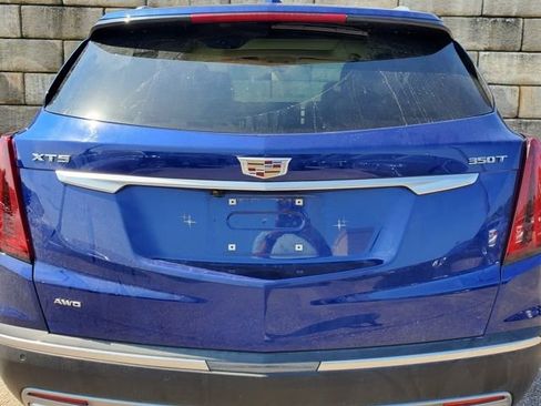 Used 2023 Cadillac XT5 Premium Luxury image 15