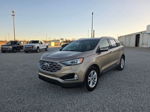 Used 2020 Ford Edge SEL w/ Cold Weather Package image 7