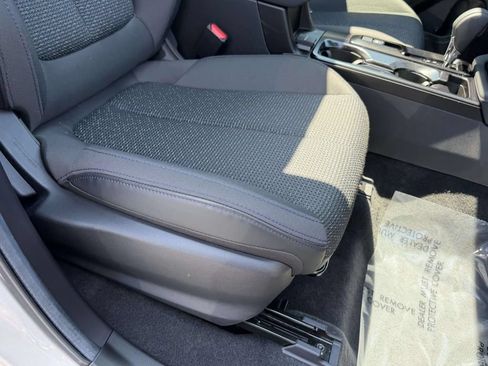 Certified 2026 Subaru Forester Premium AWD/4WD image 11