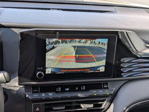 Used 2025 Toyota Camry SE FWD image 22