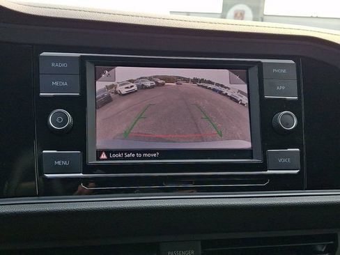 Used 2023 Volkswagen Jetta SE w/ Black Wheel Package FWD image 22