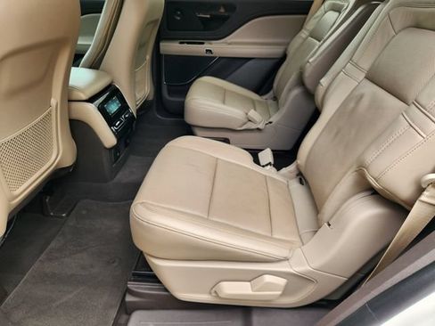 Used 2021 Lincoln Aviator Reserve w/ Elements Package Plus RWD image 30