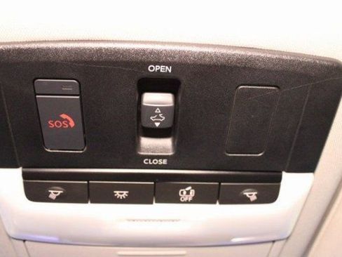 Used 2021 Nissan Altima 2.5 SR image 26