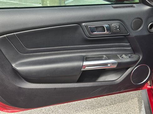 Used 2019 Ford Mustang GT Premium w/ GT Performance Package RWD image 11