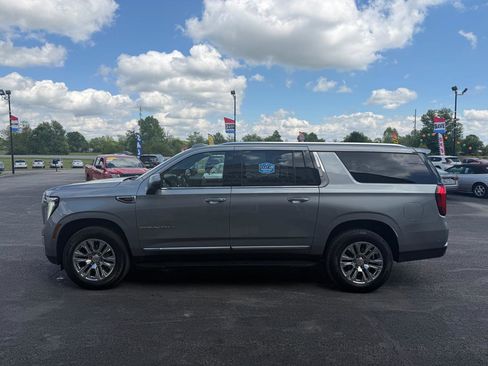 Used 2025 GMC Yukon XL Denali AWD/4WD image 9