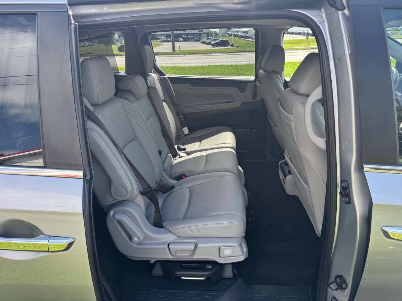 Used 2023 Honda Odyssey Touring image 14
