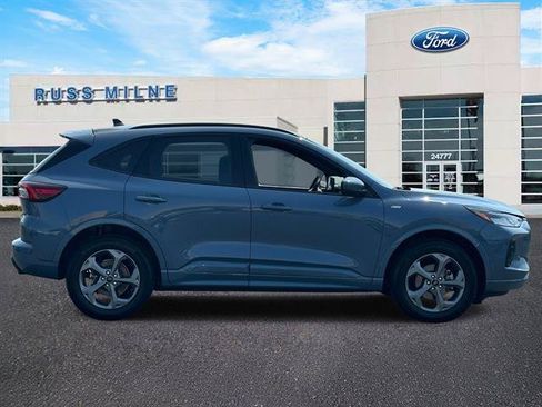 Used 2024 Ford Escape ST-Line Select w/ Tech Pack #2 AWD/4WD image 2