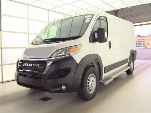 Used 2025 RAM ProMaster 2500 w/ U-Haul Equipment Group FWD image 1