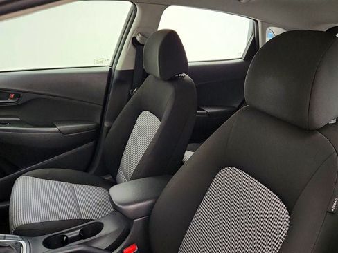 Used 2021 Hyundai Kona SE FWD image 19