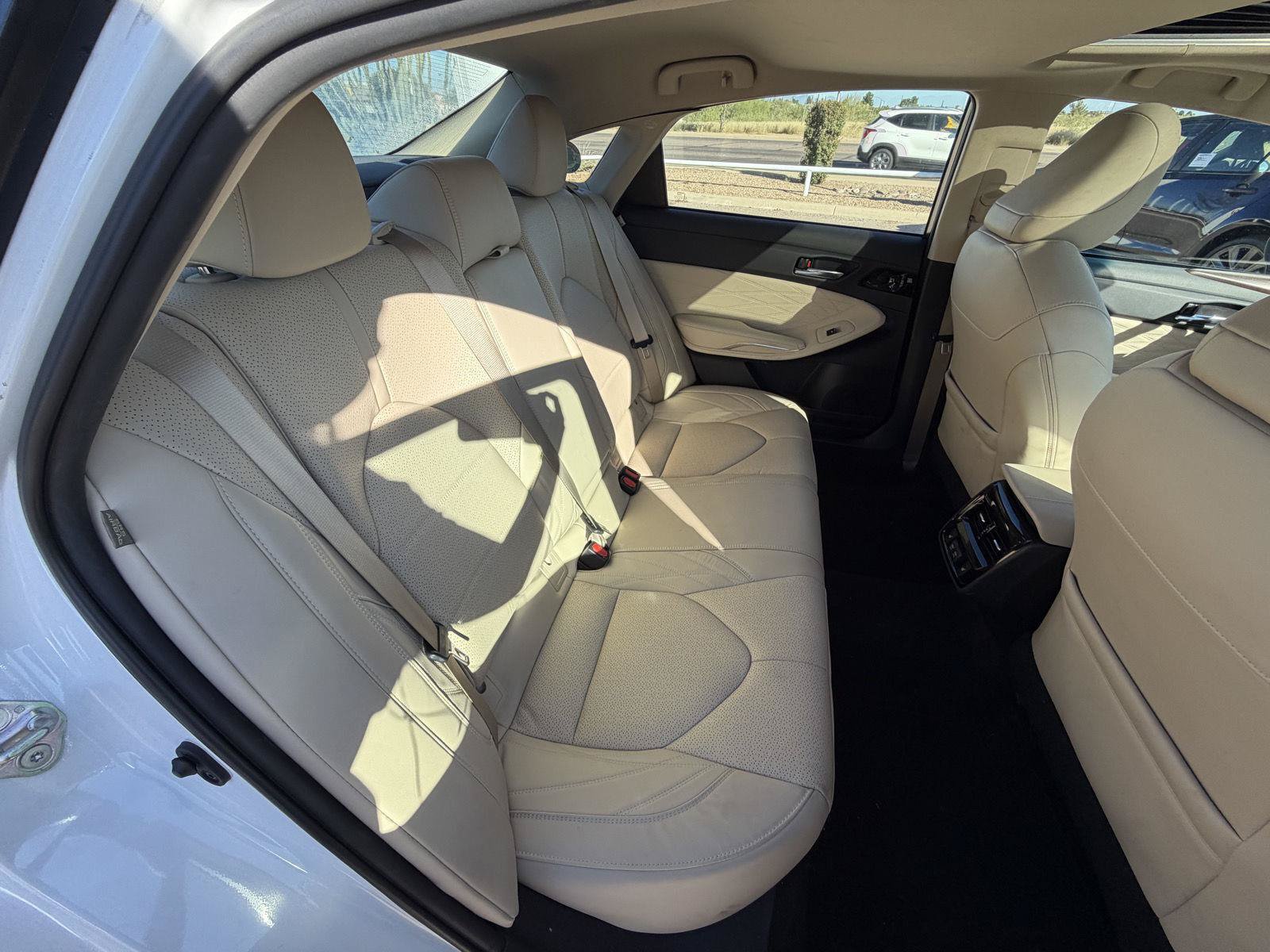 Used 2020 Toyota Avalon Limited w/ Advanced Safety Package FWD image 20