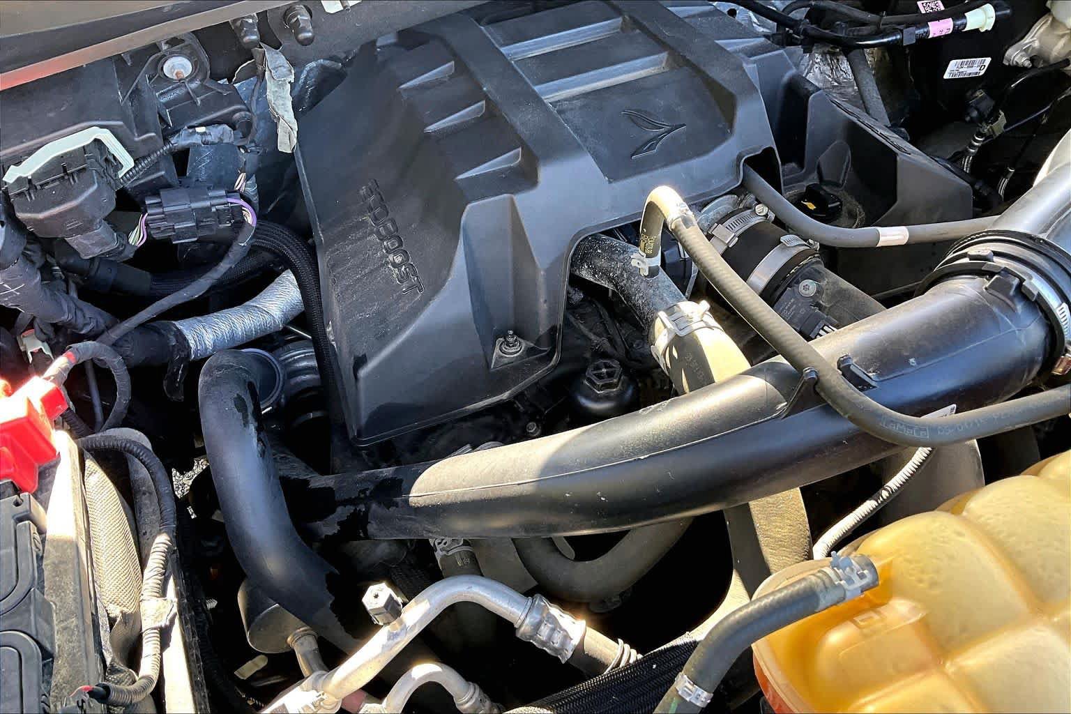 Used 2015 Ford F150 XL w/ Equipment Group 101A Mid AWD/4WD image 31