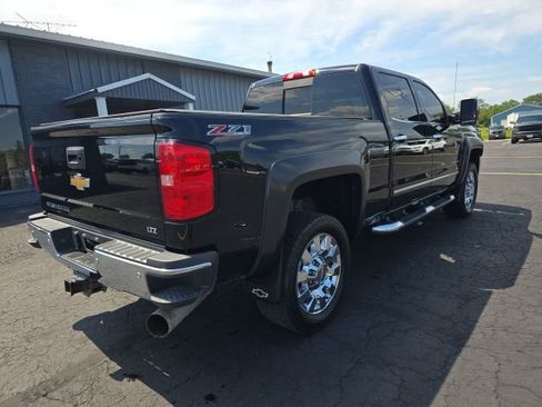 Used 2017 Chevrolet Silverado 2500 LTZ w/ Duramax Plus Package AWD/4WD image 7