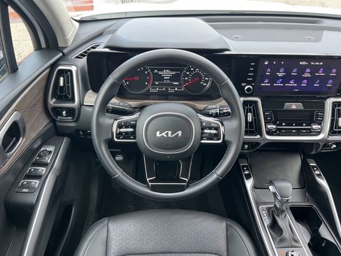 Certified 2023 Kia Sorento S image 20