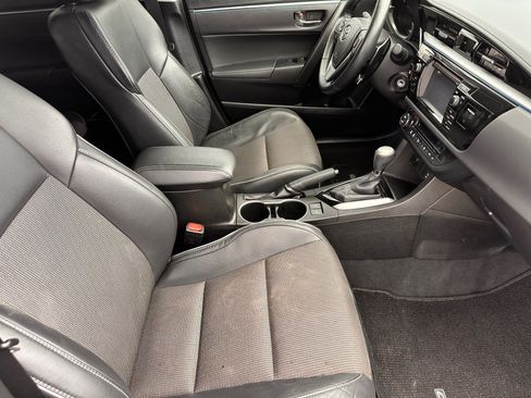 Used 2015 Toyota Corolla S FWD image 9