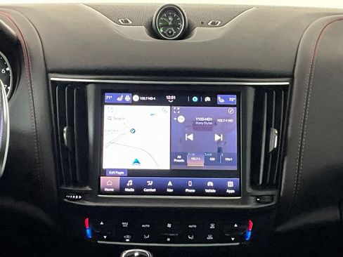 Used 2023 Maserati Levante GT image 11