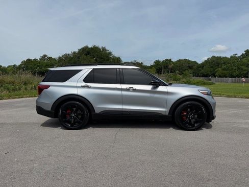 Used 2020 Ford Explorer ST w/ ST Street Pack AWD/4WD image 6