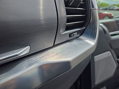 Used 2021 Ford F150 Lariat w/ Equipment Group 501A Mid image 53