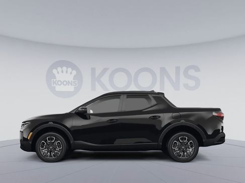 Used 2023 Hyundai Santa Cruz SEL Premium image 2