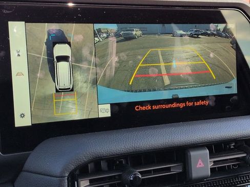 Certified 2025 Toyota Land Cruiser image 22