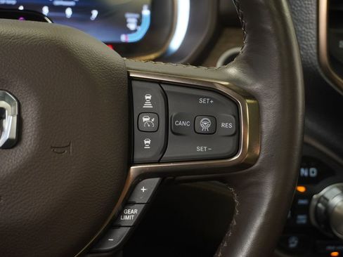 Used 2025 RAM 1500 Limited AWD/4WD image 42