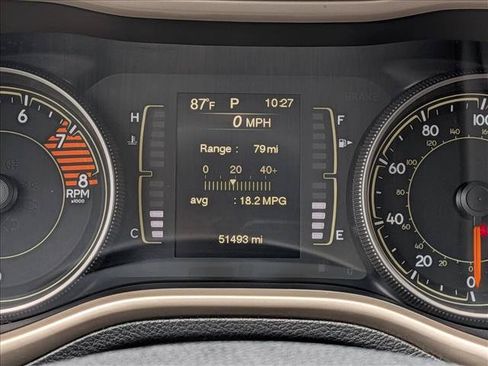 Used 2017 Jeep Cherokee Sport AWD/4WD image 12