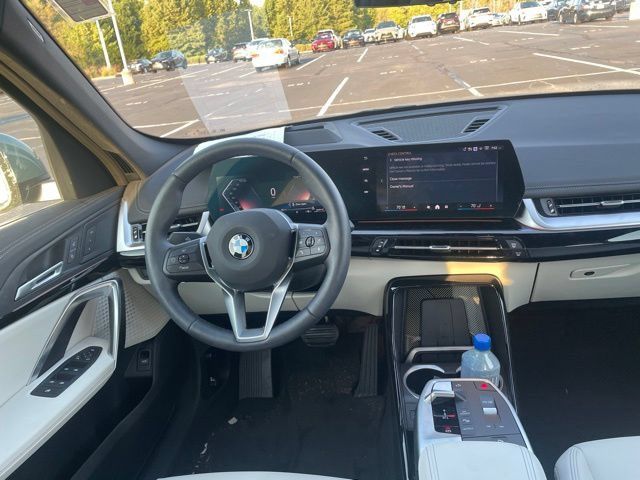 Used 2026 BMW X1 xDrive28i AWD/4WD image 8