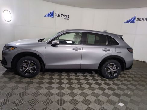 Certified 2023 Honda HR-V EX-L image 2