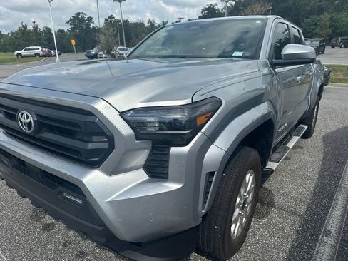 Used 2024 Toyota Tacoma SR5 w/ SR5 Upgrade Package AWD/4WD image 1