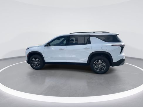 Used 2024 Chevrolet Traverse LT w/ LPO, Floor Liner Package image 6