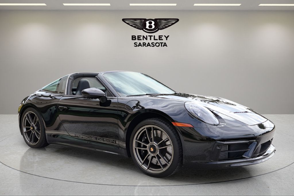 Used 2024 Porsche 911 AWD/4WD image 4