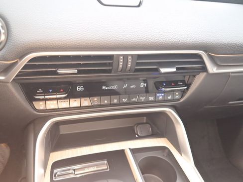 New 2026 MAZDA CX-90 Plug-In Hybrid w/ Preferred AWD/4WD image 23