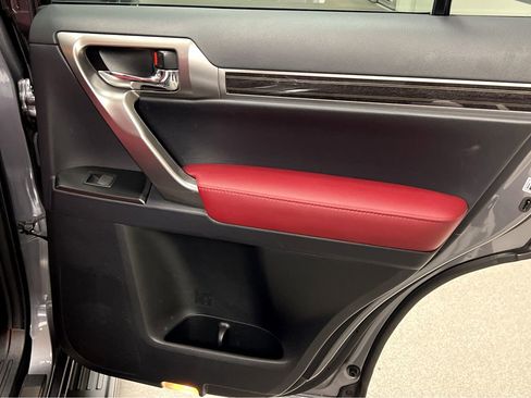 Certified 2023 Lexus GX 460 Premium w/ Premium Package image 21