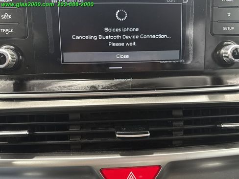 Used 2020 Kia Telluride LX image 32