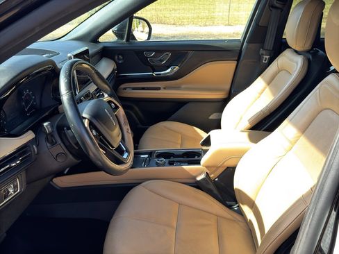 Used 2020 Lincoln Corsair Reserve w/ Equipment Group 201A image 11