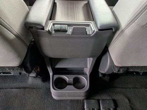 Used 2022 Toyota Sienna LE image 26