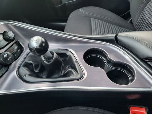 Used 2017 Dodge Challenger R/T w/ Driver Convenience Group image 24