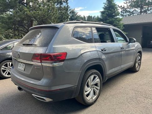 Used 2021 Volkswagen Atlas SE w/ Towing Package AWD/4WD image 2