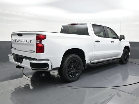 Used 2024 Chevrolet Silverado 1500 Custom RWD image 5