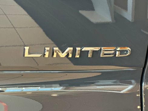 New 2026 Toyota Crown Signia Limited image 7