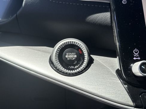 New 2026 Jeep Grand Wagoneer L Limited image 18