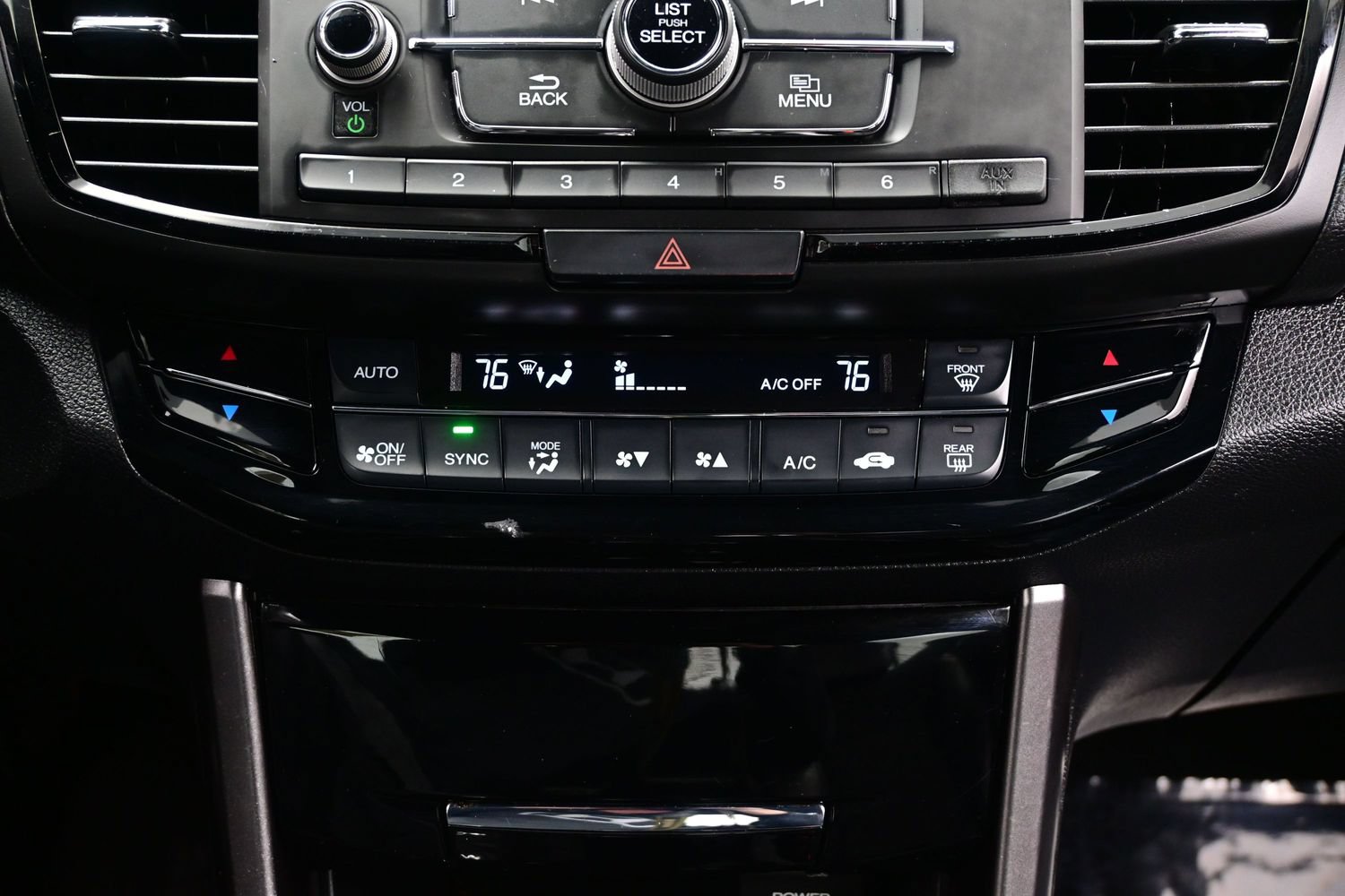 Used 2017 Honda Accord Sport image 21