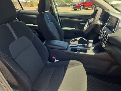 Used 2024 Nissan Sentra SV FWD image 10