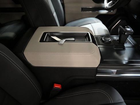 New 2026 GMC Hummer EV SUV image 20