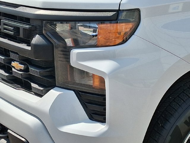 Used 2023 Chevrolet Silverado 1500 Custom RWD image 7