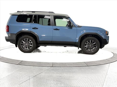 Certified 2025 Toyota Land Cruiser image 12