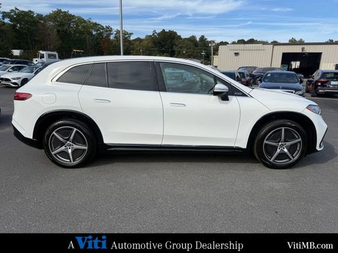 Certified 2023 Mercedes-Benz EQS 580 4MATIC SUV image 9