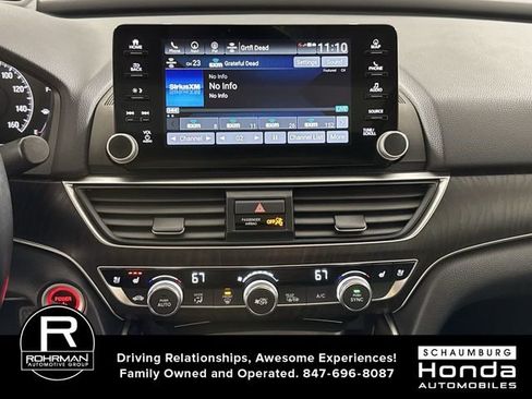 Used 2021 Honda Accord Touring image 6