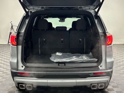 New 2026 GMC Acadia Elevation image 10