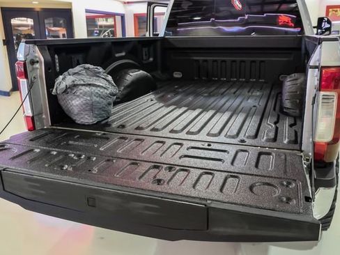 Used 2019 Ford F250 Lariat w/ Lariat Value Package image 45