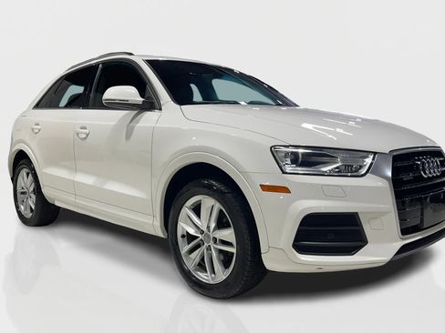 Used 2017 Audi Q3 2.0T Premium Plus image 2